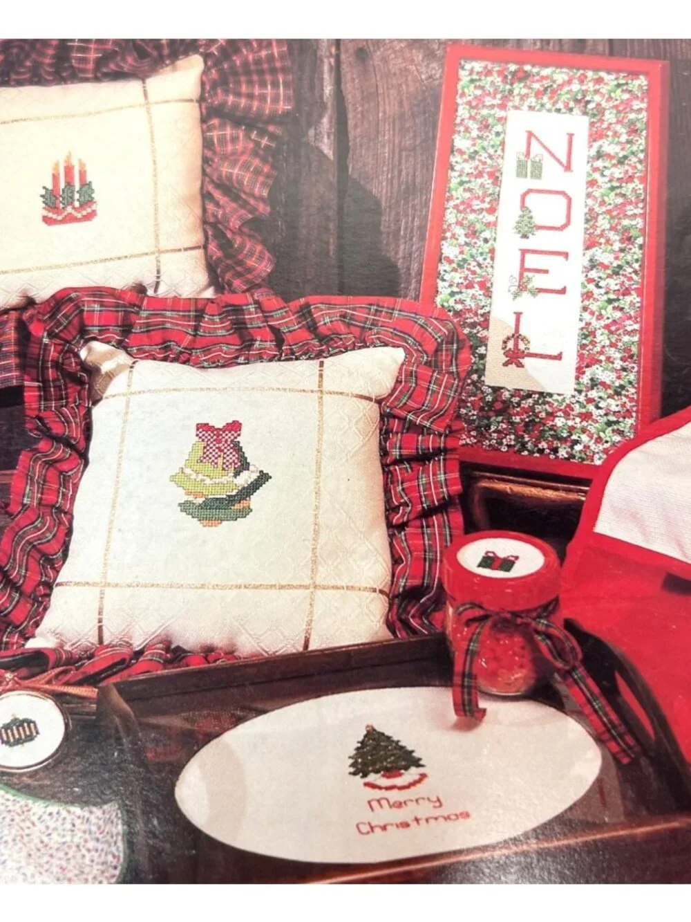 Cross Stitch Christmas Collection By Linda Dennis Book